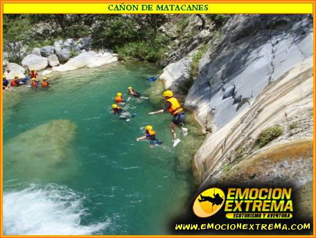 CAÑON DE MATACANES TE ESPERAN 2 RAPELES EN CASCADAS, MULTIPLES SALTOS AL AGUA, TOBOGANES NATURALES Y HASTA RIOS SUBTERRANEOS QUE TENDRAS QUE CRUZAR, VIVE ESTA AVENTURA.